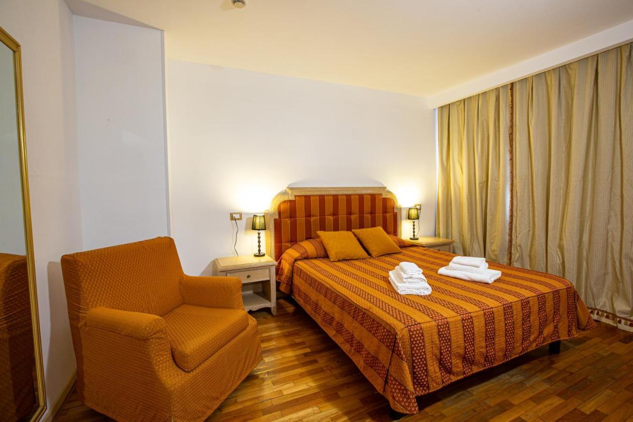 Hotel Villa Strassoldo "Ex Attianese Hotel Restaurant" Червиняно дел Фриули Екстериор снимка