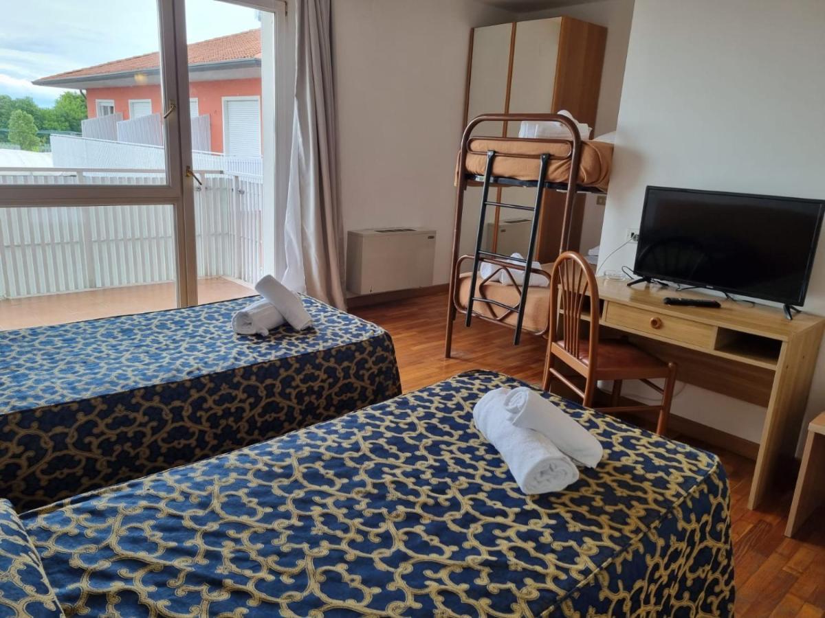 Hotel Villa Strassoldo "Ex Attianese Hotel Restaurant" Червиняно дел Фриули Екстериор снимка
