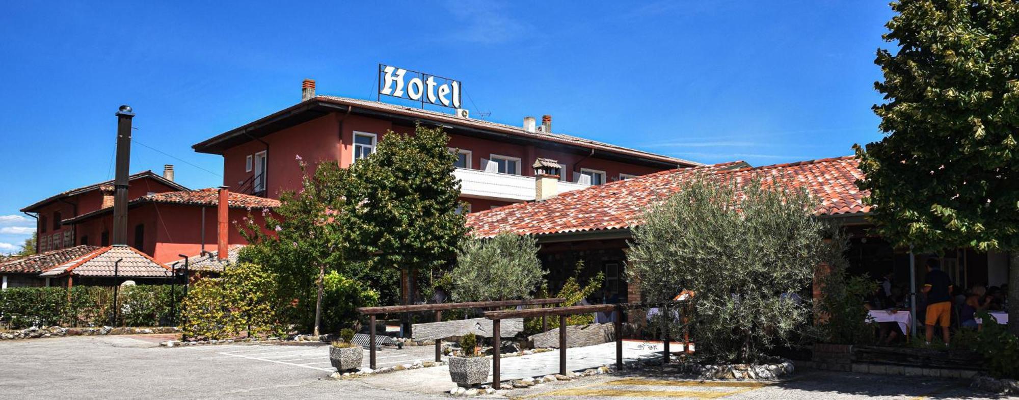Hotel Villa Strassoldo "Ex Attianese Hotel Restaurant" Червиняно дел Фриули Екстериор снимка